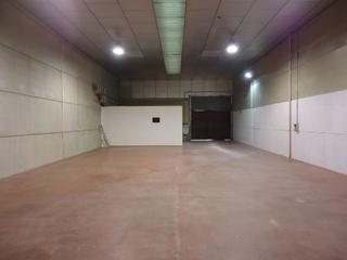 Lloguer Nau industrial a La Paz. Alquiler nave junto a-92 y se-40