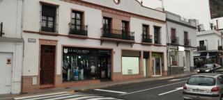 Location Local commercial à Calle juez pérez díaz 1. Local en alquiler en zona centro alcala de guadaira