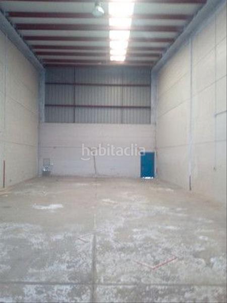 Foto 48612b5c-dd7a-4f9f-a421-4107c5e0c632. Rent industrial building in La Paz Alcalá de Guadaira