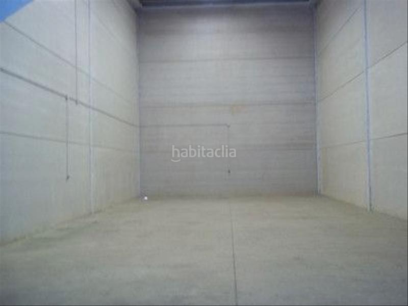 Foto a97b1cbe-44f0-4976-a9c7-a2ed1703d315. Location bâtiment à usage industriel dans La Paz Alcalá de Guadaira