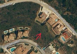 Terreno residencial en Campo de Mijas. Parcela con proyecto vistas al mar y a la montaña