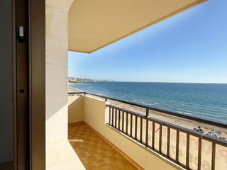 Appartement en Playa de los Boliches. Primera linea de playa frontal al mar