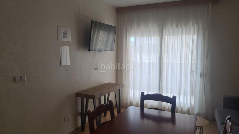 Foto 26a7c88b-a381-42e4-851a-c1bf1b007b47. Apartamento excelente piso céntrico a metros de la playa en Fuengirola