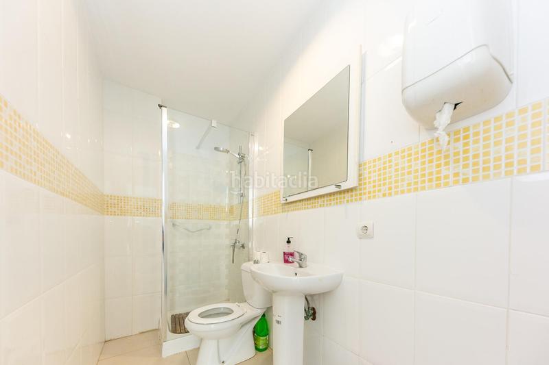Foto 4b8953a6-d466-4c80-b168-a24e6a38e409. Local comercial en calle molino 4 local en pleno centro en Fuengirola