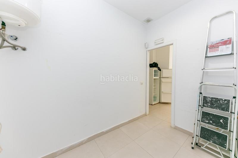 Foto a24d1bcd-8fb2-4735-a7a9-44310d8967ca. Local comercial en calle molino 4 local en pleno centro en Fuengirola