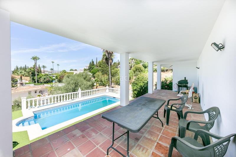 Foto f520d042-054c-430f-aadf-a9b81ac1af84. Chalet villa con terreno divisible y gran potencial en la sierrezuela en Mijas