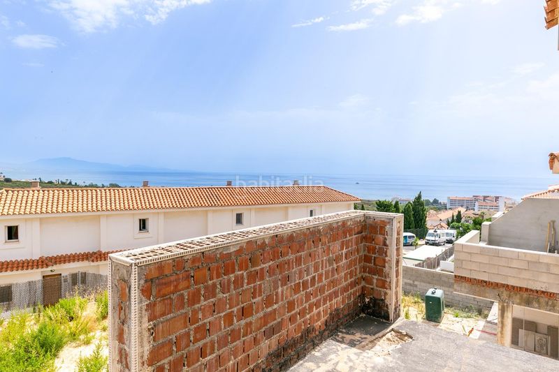 Foto 1aac0238-edb7-4883-b945-b33287f187d5. Casa aparellada amb aparcament a Manilva pueblo Manilva