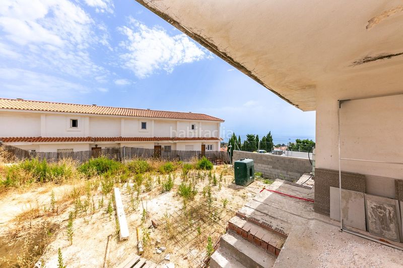 Foto c10ddc36-092b-4faf-b105-74645477e1a3. Casa aparellada amb aparcament a Manilva pueblo Manilva
