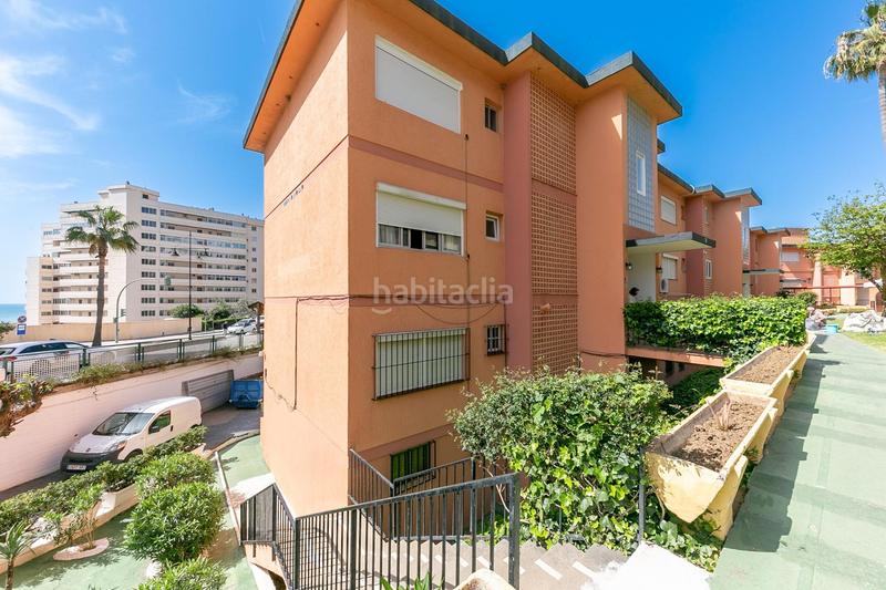 Foto 25b4fe8a-f2a4-45d7-a0d9-337ce9eb64e1. Apartamento en calle orquideas las 1 bonito apartamento junto al mar en Fuengirola