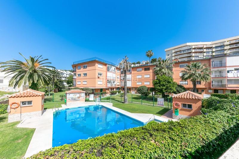 Foto 4aeced51-74d2-48d4-b156-c392e0c7e432. Apartamento en calle orquideas las 1 bonito apartamento junto al mar en Fuengirola