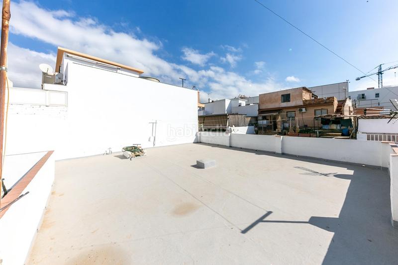 Foto 35f42755-3c66-43ba-9b18-34353cc852fa. Casa amb aparcament a Los Pacos Fuengirola