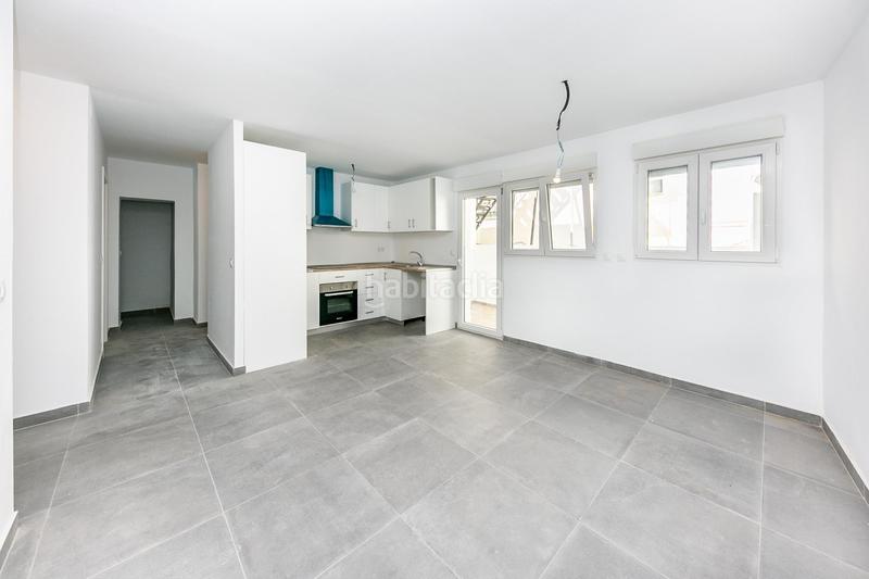 Foto fb032df8-04fa-4535-a592-ae50c919a3de. Casa amb aparcament a Los Pacos Fuengirola