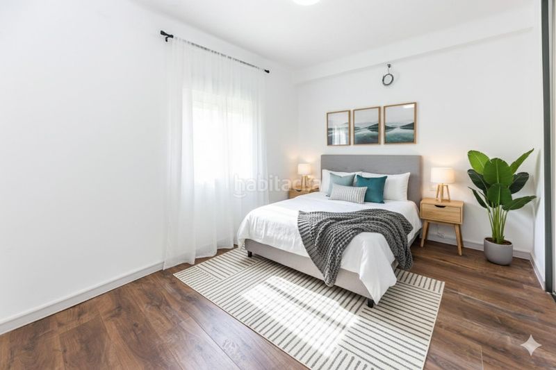 Foto 1e18cda1-9ff3-4823-918b-c2fb10fc0a3d. Apartament amb aparcament a Centro ciudad Fuengirola