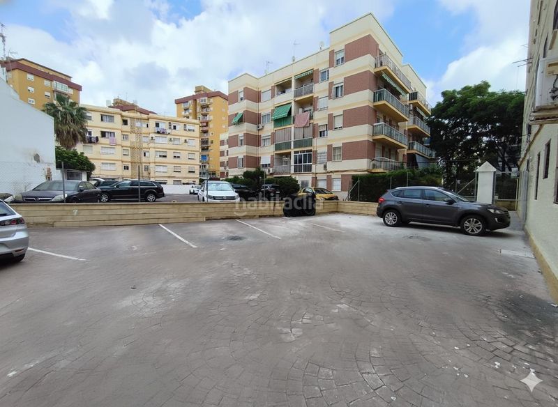 Foto 214feb7b-8341-4f1d-8cb8-7b9a55df1a37. Apartament amb aparcament a Centro ciudad Fuengirola