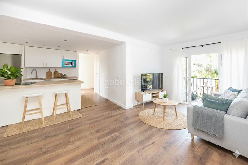 Foto 94b2fd45-b923-4d45-bc23-656b0d25d9f1. Apartament amb aparcament a Centro ciudad Fuengirola