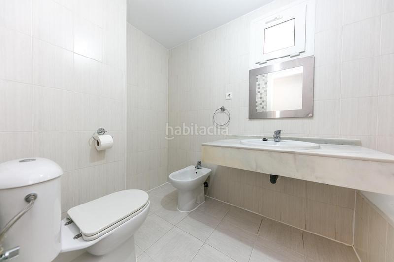 Foto 6689cb39-d0c7-41f8-b20b-290289ccfa4f. Piso amplio piso de 3 habitaciones en torrequebrada, benalmadena en Benalmádena