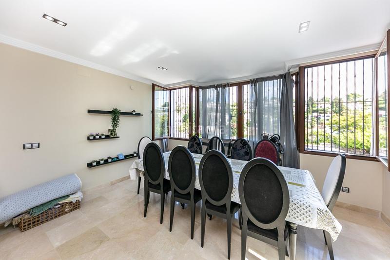 Foto 0034d43a-0b76-4412-8f6b-65e64fda4cb1. Chalet con piscina in campo de Mijas Mijas