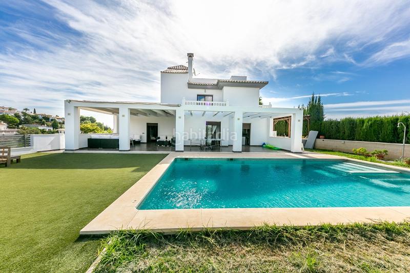 Foto bf975e88-7ce9-4ffa-8c9d-cb7cfadc95b2. Chalet con piscina in campo de Mijas Mijas