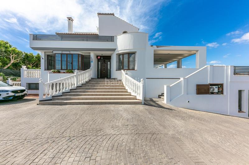 Foto cb11fec3-d605-4c67-b8d7-62b4f0021dc8. Chalet con piscina in campo de Mijas Mijas