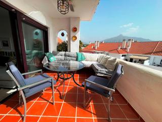 Appartement à Nueva Andalucía centro. Vivienda única en marbella  3 dormitorios, terraza, piscina y co