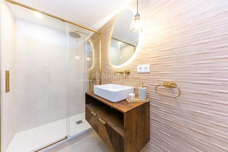 Foto 24e71553-3a01-40f1-acf9-91587457727f. Apartament amb aparcament a Centro ciudad Fuengirola