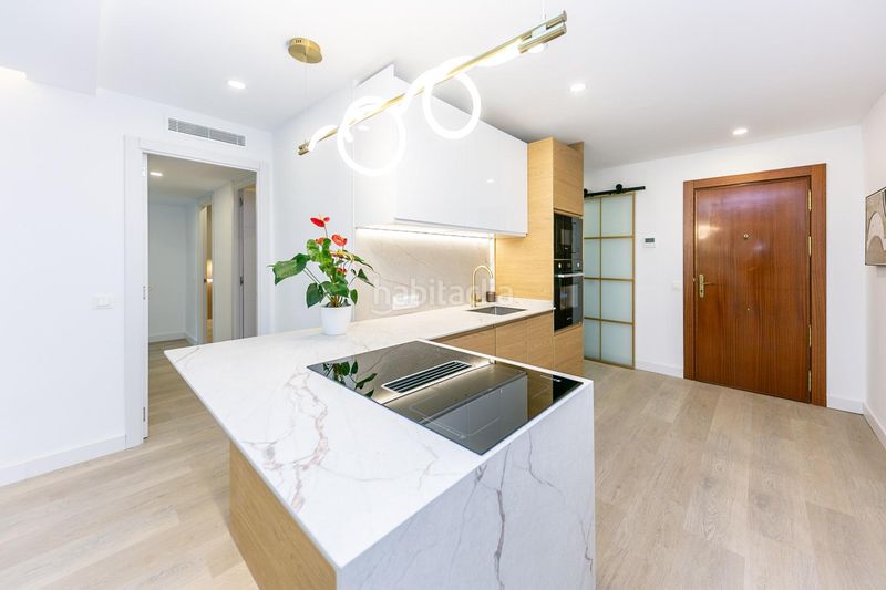 Foto 807a9698-ddb6-4c34-a42a-eba1badf3907. Apartament amb aparcament a Centro ciudad Fuengirola