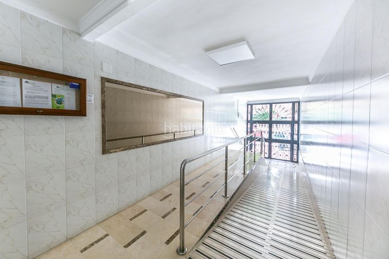 Foto 87cda708-5b54-4246-9ac2-f9ed281fbe23. Apartament amb aparcament a Centro ciudad Fuengirola