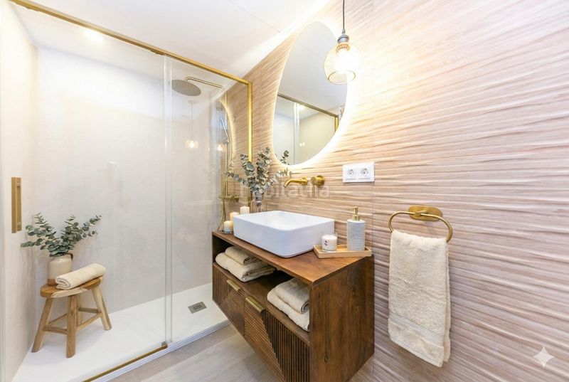 Foto b2b69b9f-a8b0-4fba-ae22-c42fec198036. Apartament amb aparcament a Centro ciudad Fuengirola