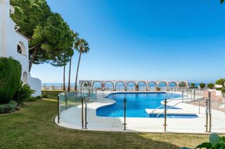 Penthouse in Los Nadales - Tio Charles. Ático dúplex en tío charles un balcón andaluz en benalmádena pue