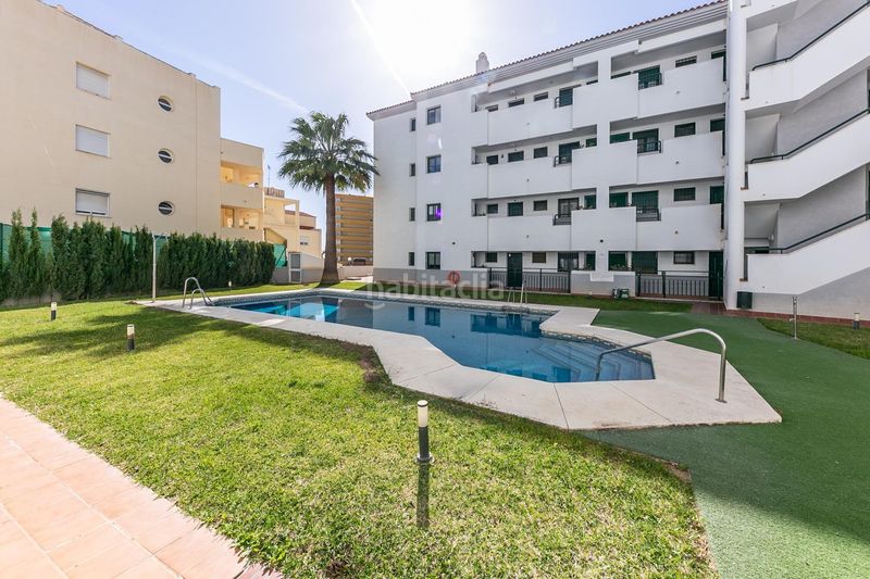 Foto 582482b8-160f-4f42-9ee2-066f72e7bfc4. Planta baixa amb calefacció aparcament piscina a Fuengirola