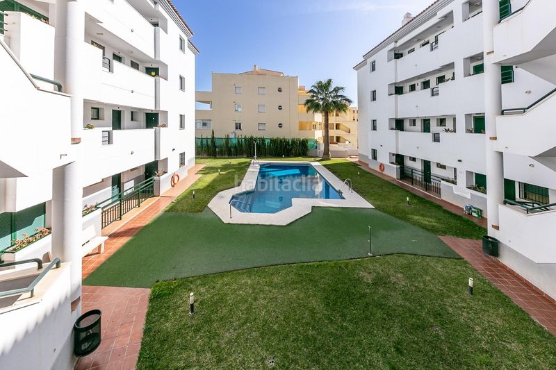 Foto 993513e3-9a41-494e-8dce-4fae0906f4ef. Planta baixa amb calefacció aparcament piscina a Fuengirola