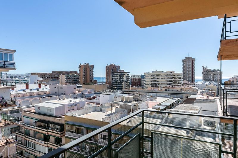 Foto 74aa7f5e-4c9f-4c28-8c8e-8286d2312d66. Pis a calle hermanos pinzon 4 a Puerto Deportivo Fuengirola