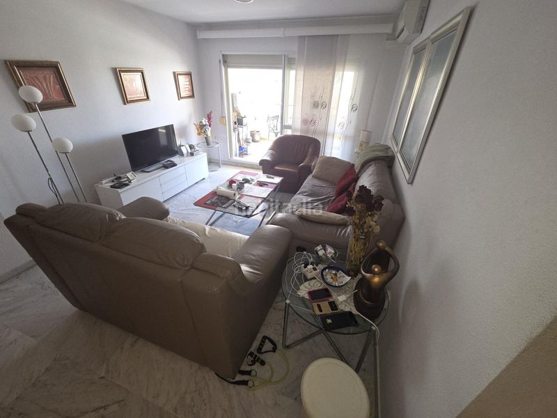 Foto 3cffa063-f25b-4236-b9f8-93451af607f3. Apartament amb aparcament a Centro ciudad Fuengirola