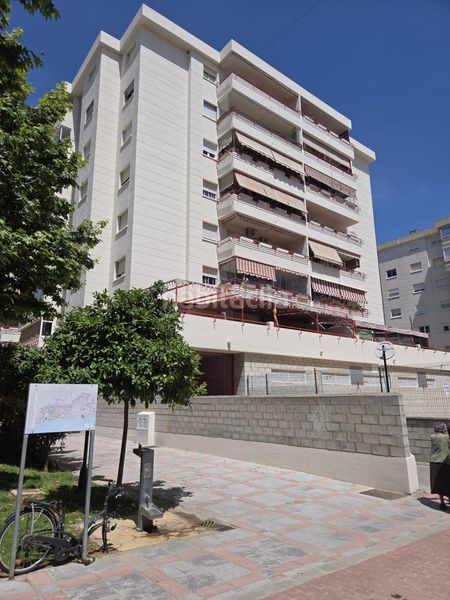Foto 53295ffa-9a40-477c-9a6a-0b0c82ac7360. Apartament amb aparcament a Centro ciudad Fuengirola