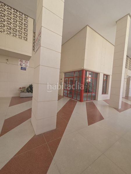 Foto c83779ef-7927-49e7-acae-2b7f3c6bef8f. Apartament amb aparcament a Centro ciudad Fuengirola