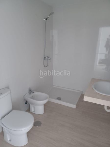 Foto e979dfc5-3475-4d9b-96de-793d12c061f4. Apartament amb piscina a Playa de los Boliches Fuengirola