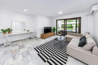Apartament a Calle feria de san fermin 2. Bonito apartamento ubicado cerca de la plaza de la hispanidad