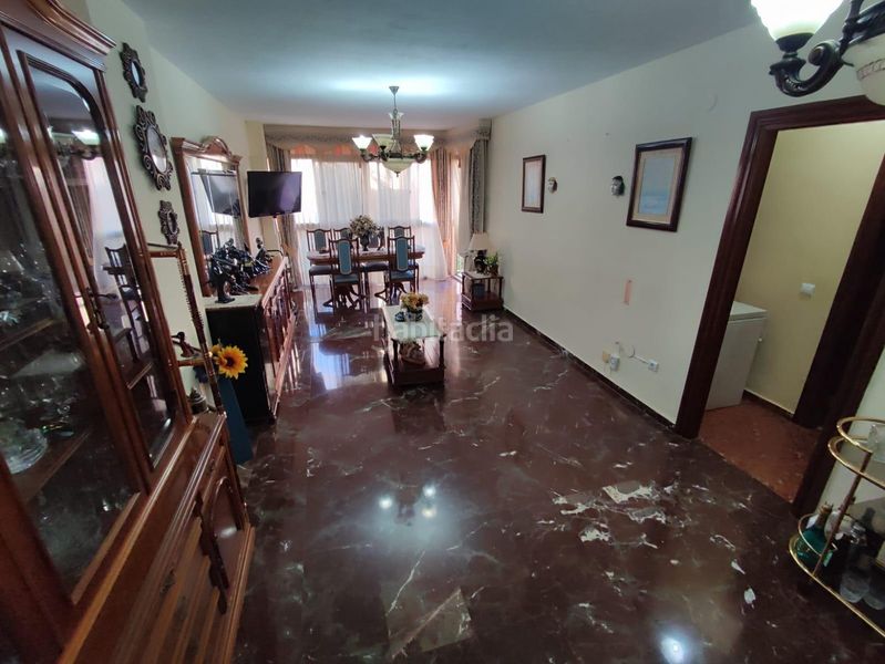 Foto 5bf73578-f4bf-4ee8-82cf-67f2576197a7. Apartament amb piscina a Centro ciudad Fuengirola