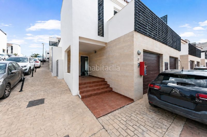 Foto c287d070-57e5-421e-8318-bb98847f3cf7. Casa adossada a calle calle brida 2 a Hipódromo - Cerrado del Águila Mijas