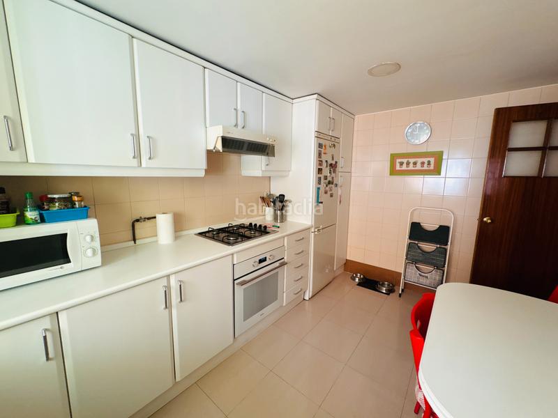 Foto 1c3e2016-186a-483e-b3f4-e15b5a4abed7. Chalet con riscaldamento parcheggio in Villaverde Alto Madrid