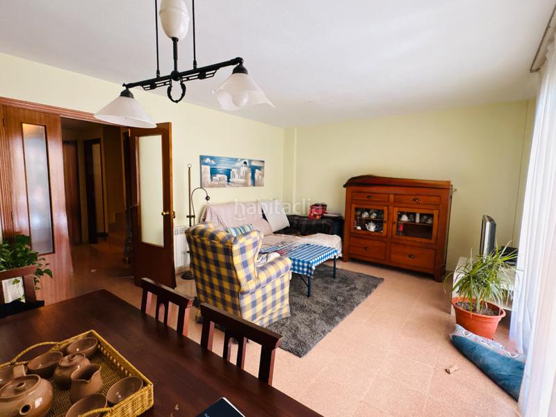 Foto 20ae05fc-073e-45e4-8e56-e58d674fa757. Chalet con riscaldamento parcheggio in Villaverde Alto Madrid