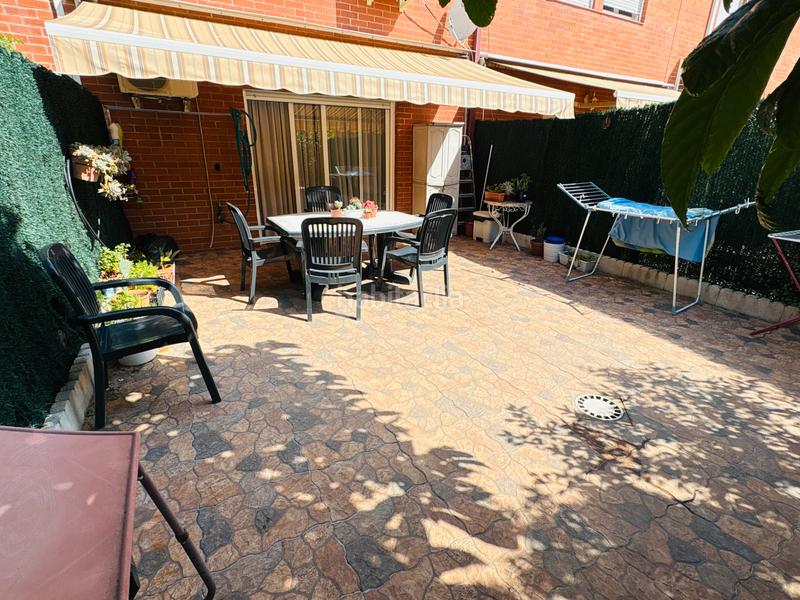 Foto 8bbd8479-9362-40e6-abe8-acbbfb7eadd7. Chalet con riscaldamento parcheggio in Villaverde Alto Madrid