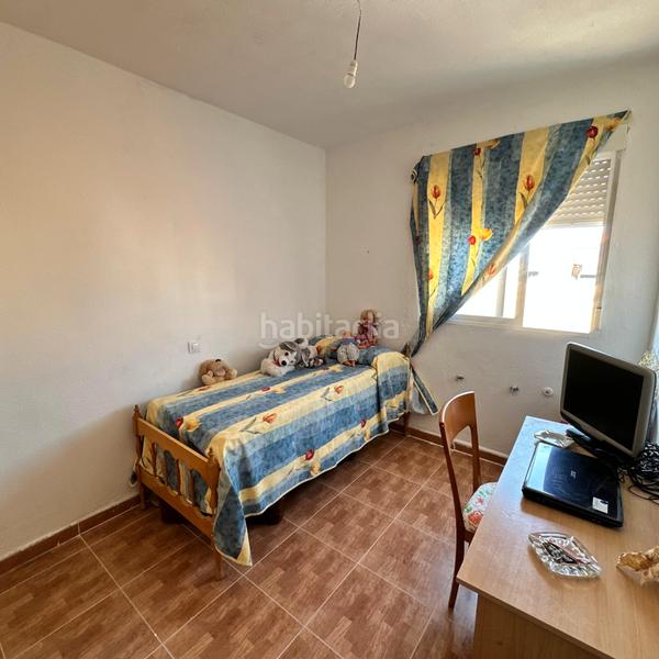 Foto ab79ec7b-e2fe-4c90-b596-821ab1f66a7b. Casa aparellada amb aparcament a Casar de Escalona (El)