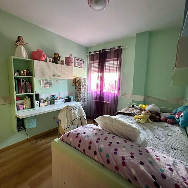 Foto 103aa680-a067-456f-aff3-f12a62d5ac50. Pis amb calefacció aparcament piscina a Fuensalida