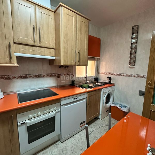 Foto 660894e7-cea1-48a5-9f3a-eb8e094d9e57. Pis amb calefacció aparcament piscina a Fuensalida