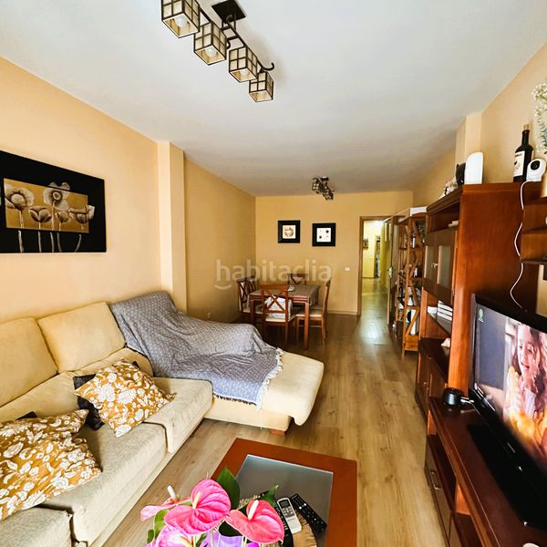 Foto b3cdae39-39f2-42b4-97f1-ca29d69802bc. Pis amb calefacció aparcament piscina a Fuensalida