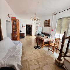 Casa adossada  Calle leones. Inmofar-la guardia