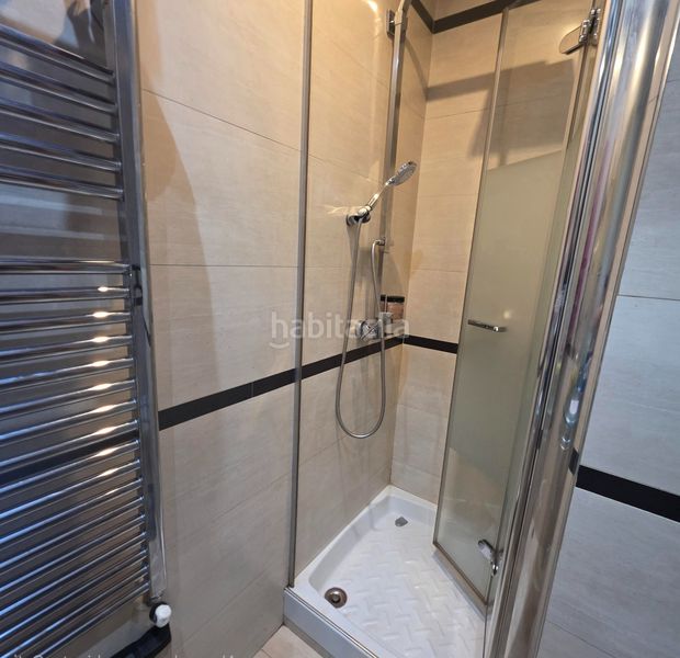 Foto 4ff57f40-5b7d-4937-9005-8e7dee054fb7. Penthouse with heating parking in Ventas Madrid