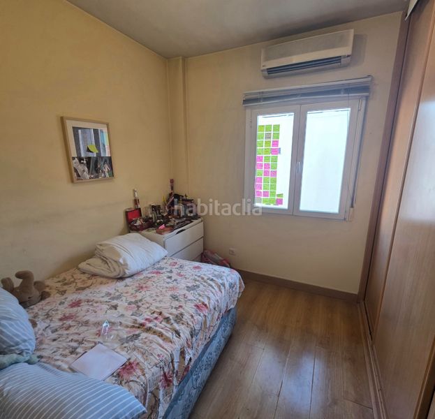 Foto 6890f244-8245-4b40-bc70-c8d668893571. Penthouse with heating parking in Ventas Madrid