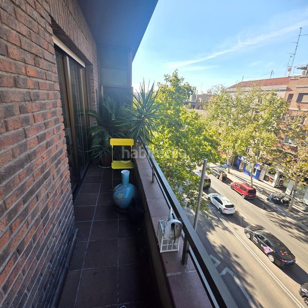 Foto 986a097f-4e13-4d5f-9688-05bb43bb0329. Penthouse with heating parking in Ventas Madrid